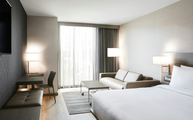AC Hotel by Marriott Tampa Airport