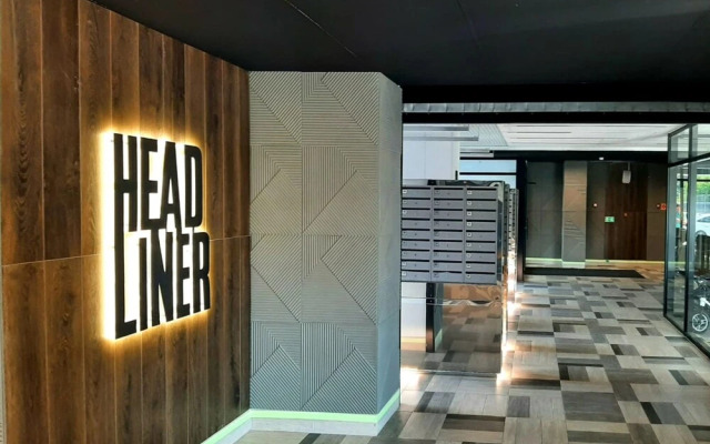 Abri Luxe Headliner
