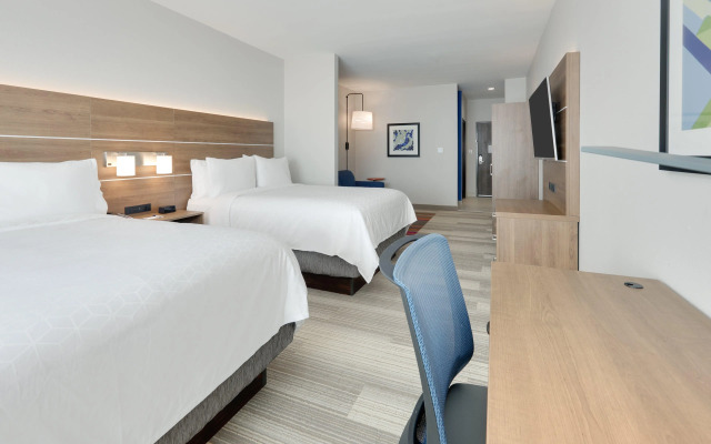 Holiday Inn Express & Suites Plano - The Colony by IHG