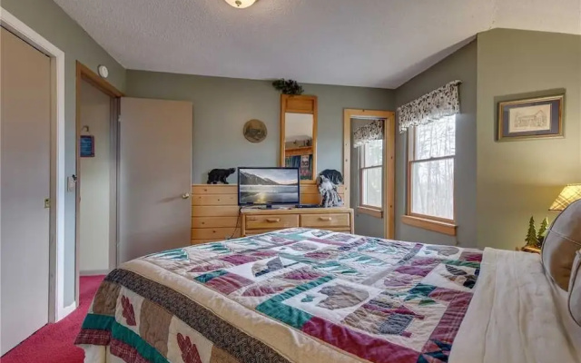 Country Cozy - Two Bedroom Cabin