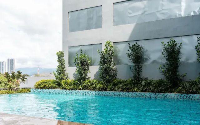 Neu Suites