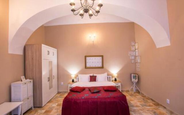 History Apartment Piata Mare