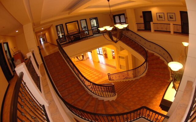 Planta Centro Bacolod Hotel & Residences