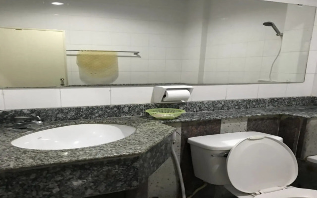Lopburi Residence 2 Hotel And Resort