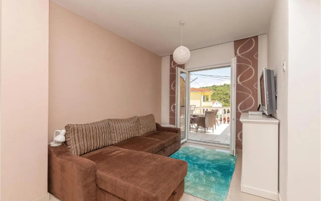 Two-Bedroom Apartment in Pirovac