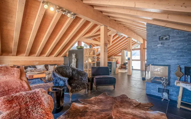 Caspar Penthouse