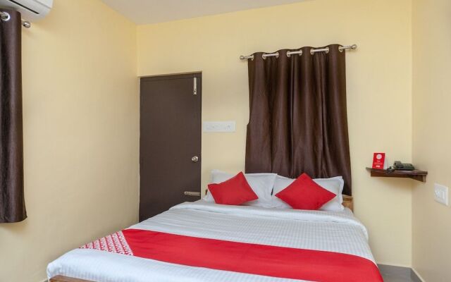 OYO 24169 Hotel Aiswariyam