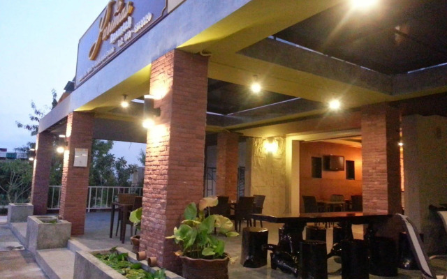 Purimas Resortel