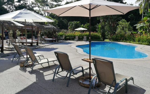 Espadilla Gardens Hotel