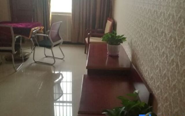 Zai Shui Yi Fang Hotel (Qiubei Jiaolian Plaza)