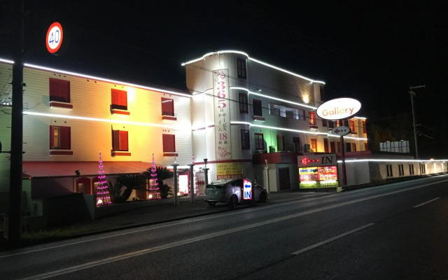 HOTEL Gallery - Adults Only