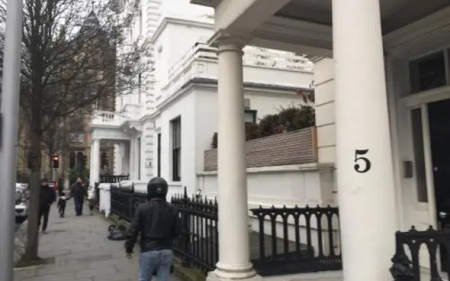 South Kensington Serviced Studio with Spa