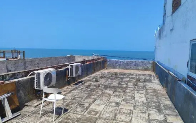 Oriental Erlihai Youth Hostel