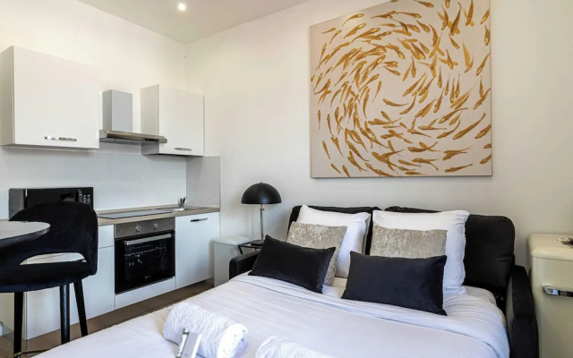 Gorgeous Studio for 2 Persons