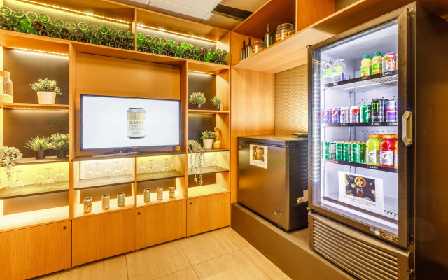 Quality Inn & Suites, Victoriaville,  QC