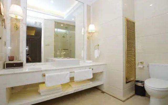 Lanbo Liangshan Hotel