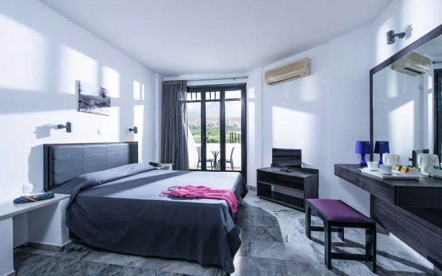 Indigo Suites Collection Adults Only.