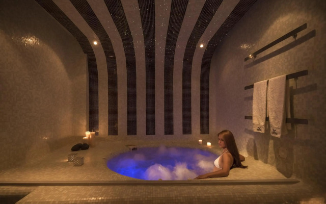 Aressana Spa Hotel and Suites