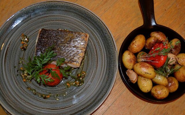 Mercure Avignon Gare TGV