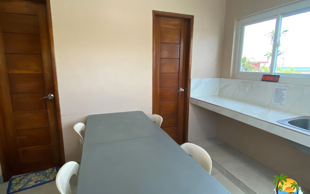 Hip Nautic Beach Resort by Cocotel