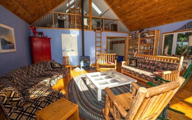 Smoothwater Outfitters & Lodge