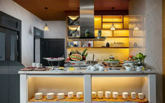 Green Suites Hotel Ha Long