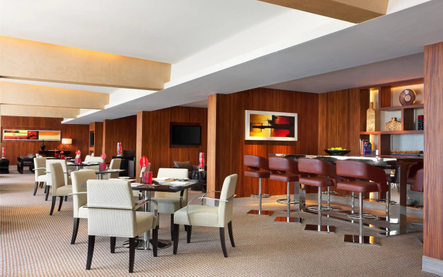 Sheraton Grand Bangalore Hotel at Brigade Gateway