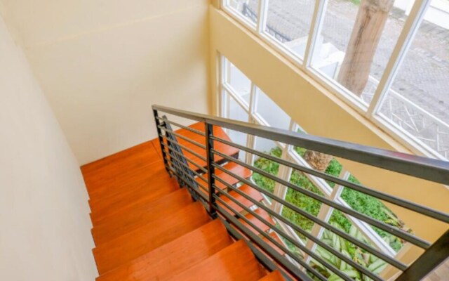 Omah Anin Boarding House