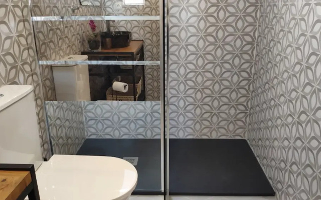 Beautiful 1 Bedroom Apartment
