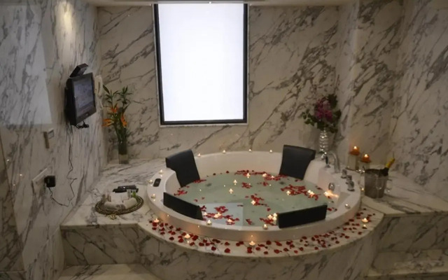 Avaas Lifestyle Hotel