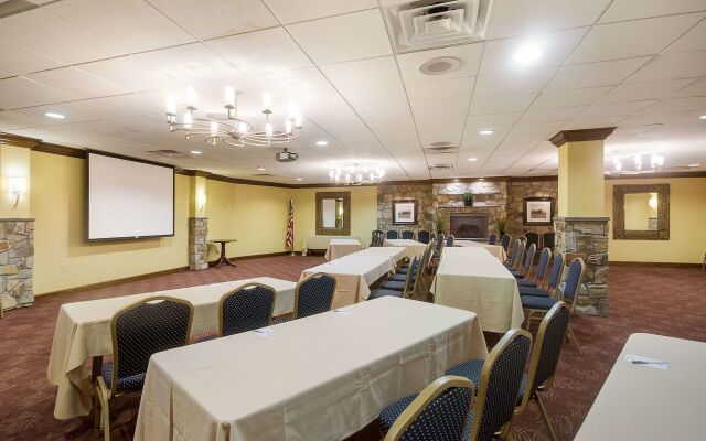Chester Hotel & Conference Center