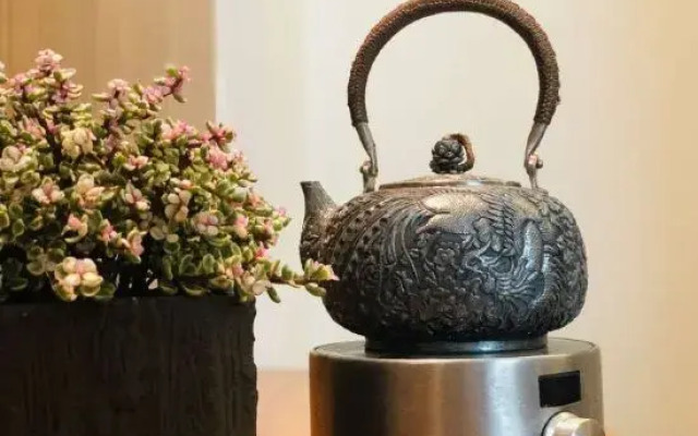 Sanya Linwang Haiyuan Business Hotel