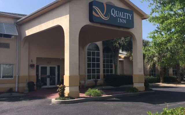 Quality Inn Ft. Morgan Road-Hwy 59