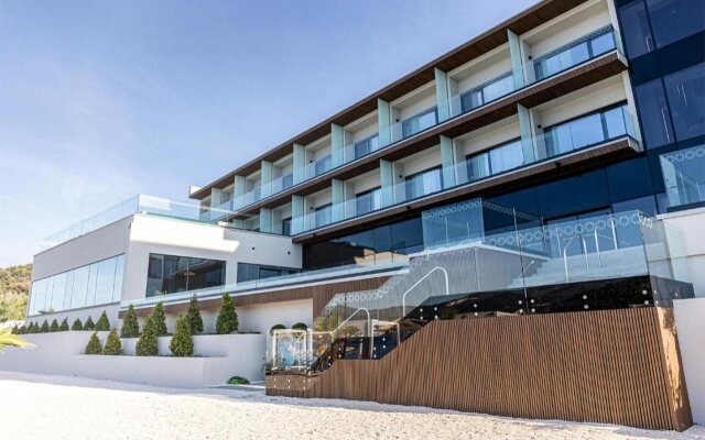 Marinus Beach Hotel