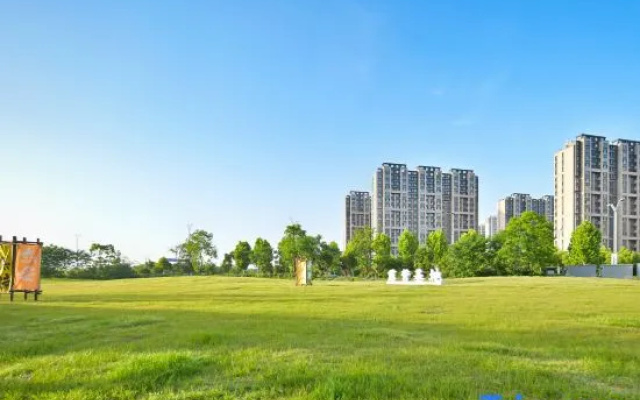 Monadi Zhenpin Hotel (Nanjing Jiangning Longhu Binjiang Shangcheng)