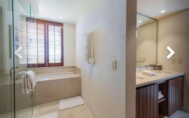 Three Bedroom Amazing Dazzling Villa in Mexico