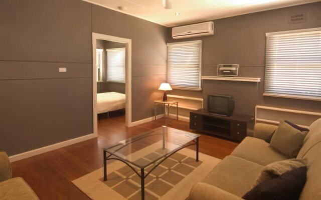 Shirley Street Beachhouses