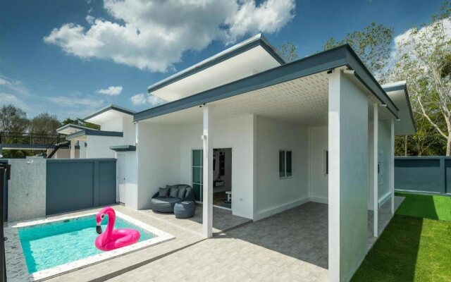 Lark Pool Villa Krabi