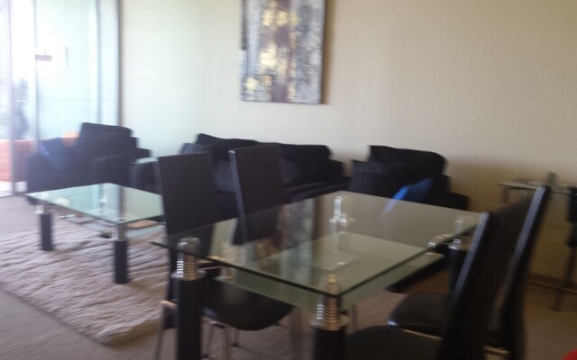 Grand Hotel Apartments Gold Coast by owner