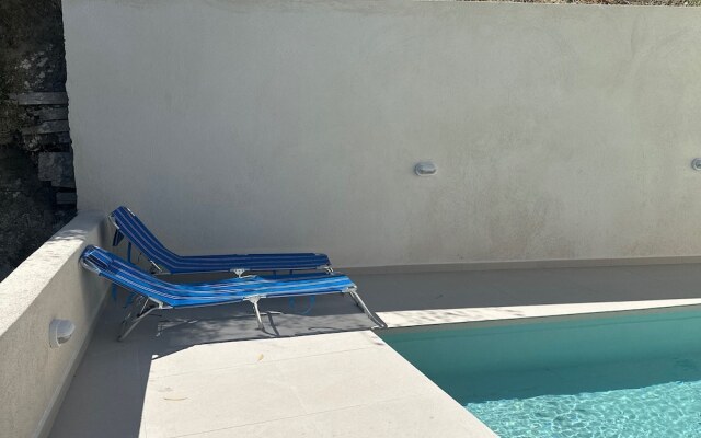 Helen s House at Ratzakli