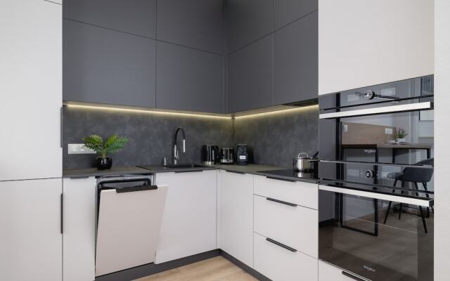 Bright Apartment Kraków by Renters