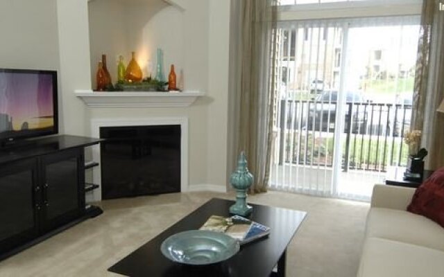 Monticello at Town Center Apartments