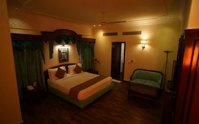 Hotel Arya