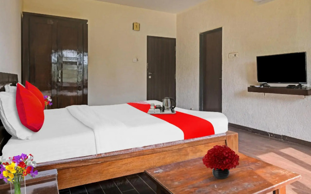 OYO 88551 Hotel Mira Residency