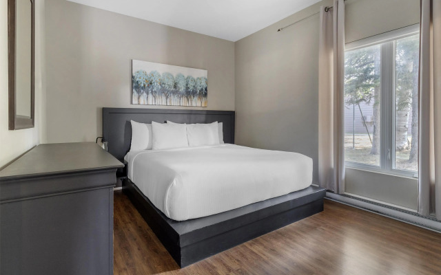 Danny’s Hotel Suites, SureStay Collection by Best Western