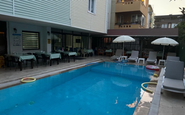 Meltem Hotel