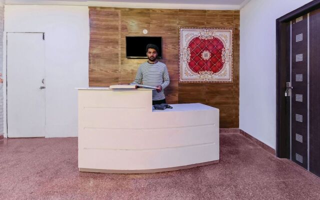 OYO Flagship 30504 PR Residency