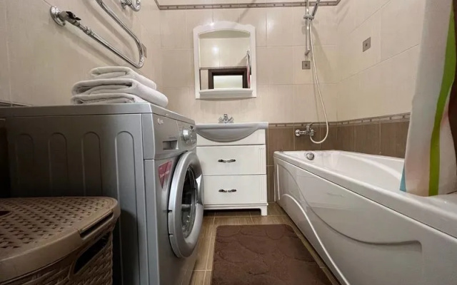Kvartirnoe byuro IziRent EasyRent na sh. Avtozavodskoe, 37-47