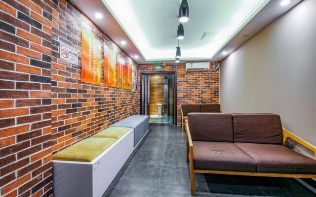 Maker Hotel