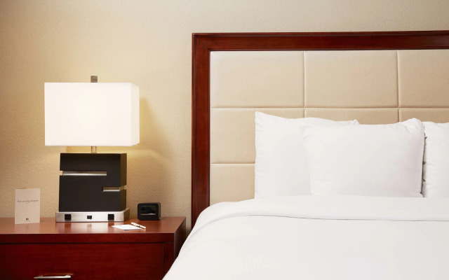 DoubleTree Suites by Hilton Hotel Cincinnati - Blue Ash